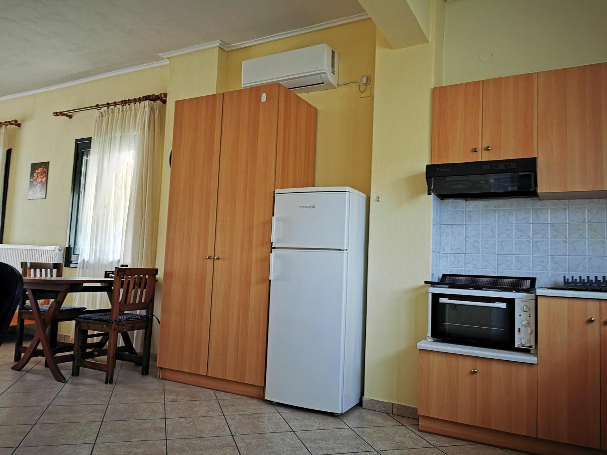 Studio Apartments Eirini Pyrgi Thermis Exterior foto